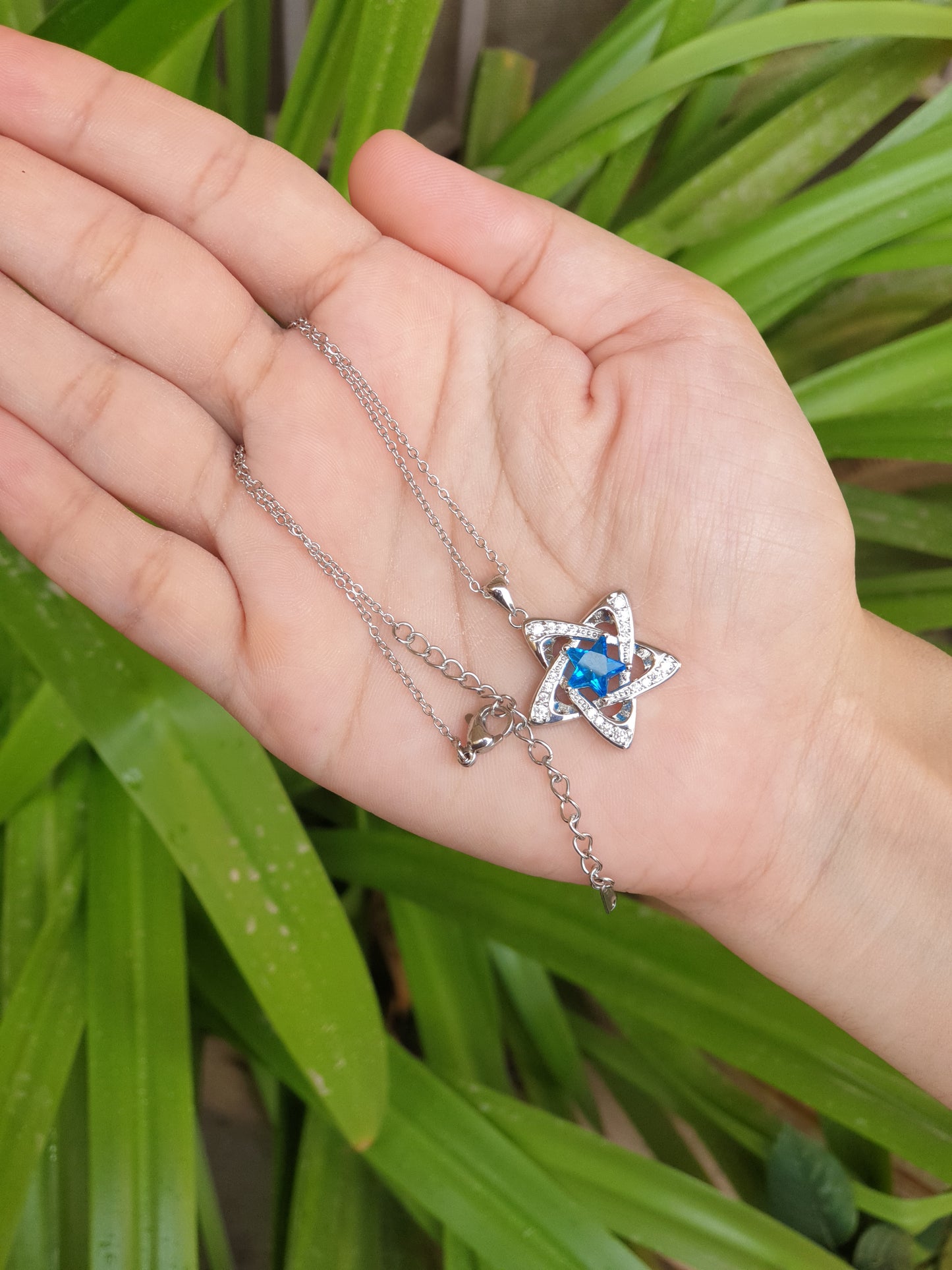 Aquila Blue Star ๐ Pendant Necklace