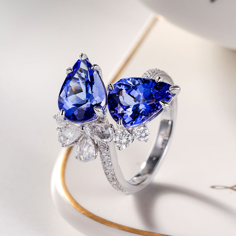 Sapphire Blue Teardrop Diamond With Micro Zircon Ring