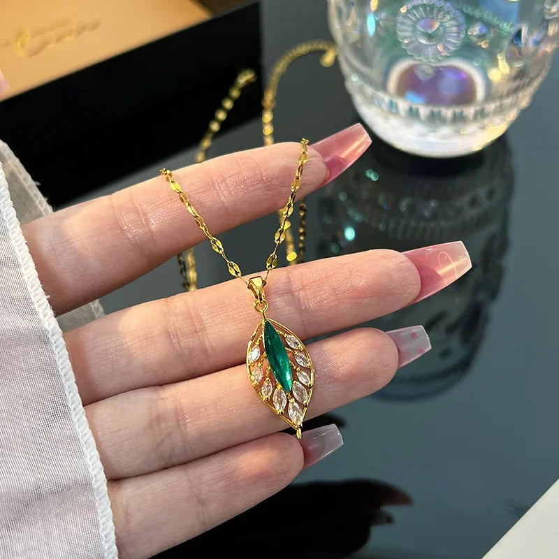 Green Palm Leaf Zircon Pendant Necklace