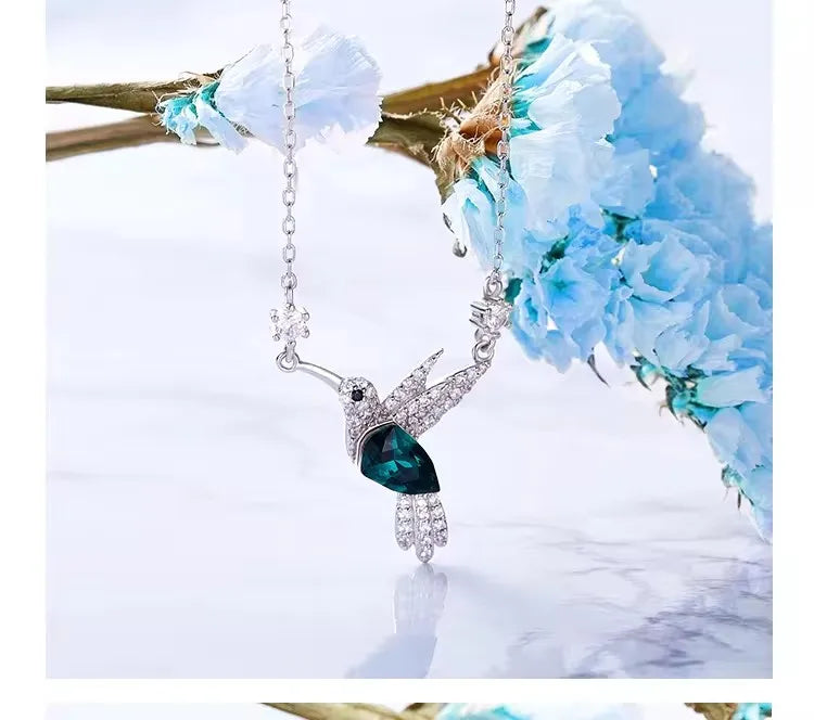 Kingfisher Humming Bird Green Diamond Zircon Pendant Necklace