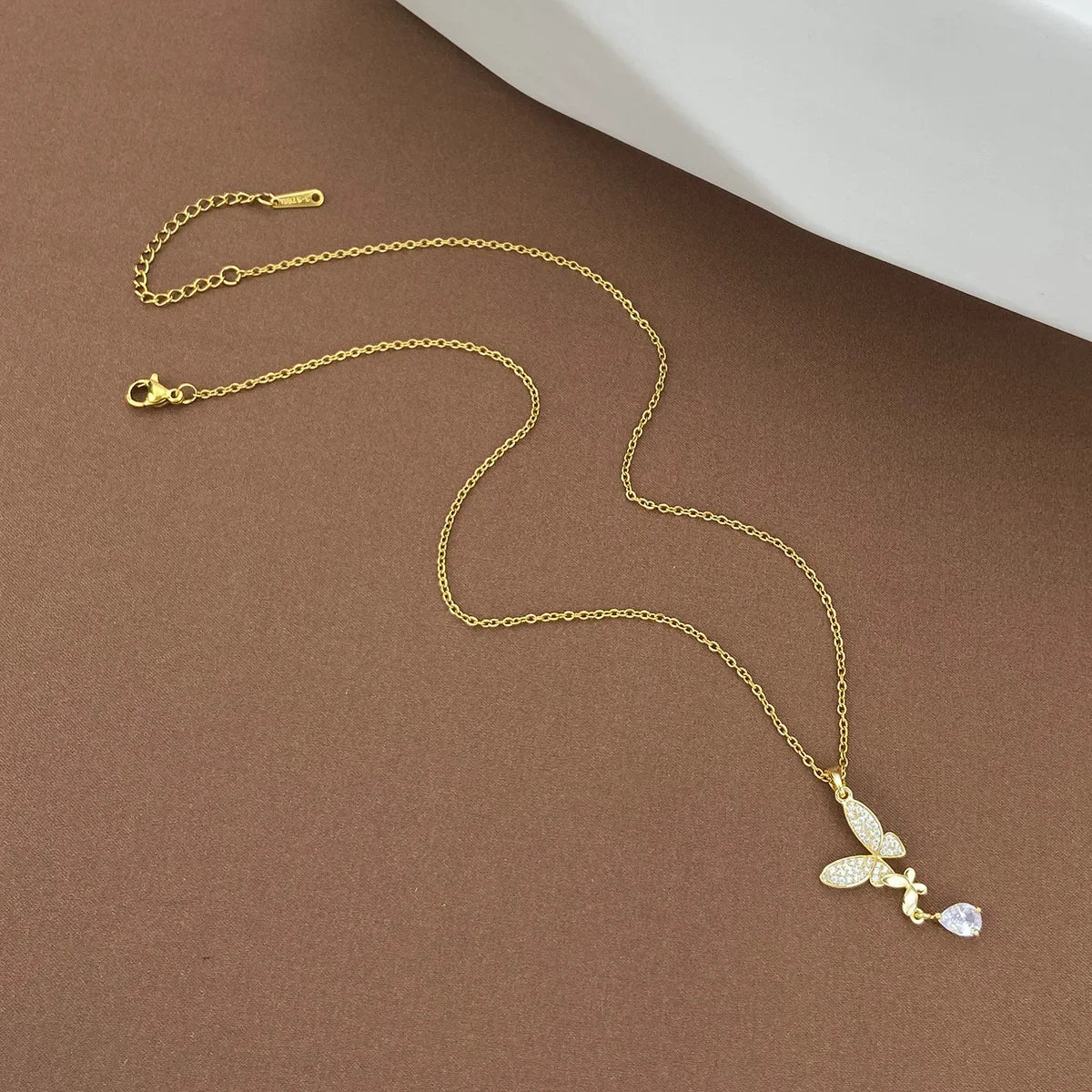 Clover Butterfly Zircon Pendant Necklace
