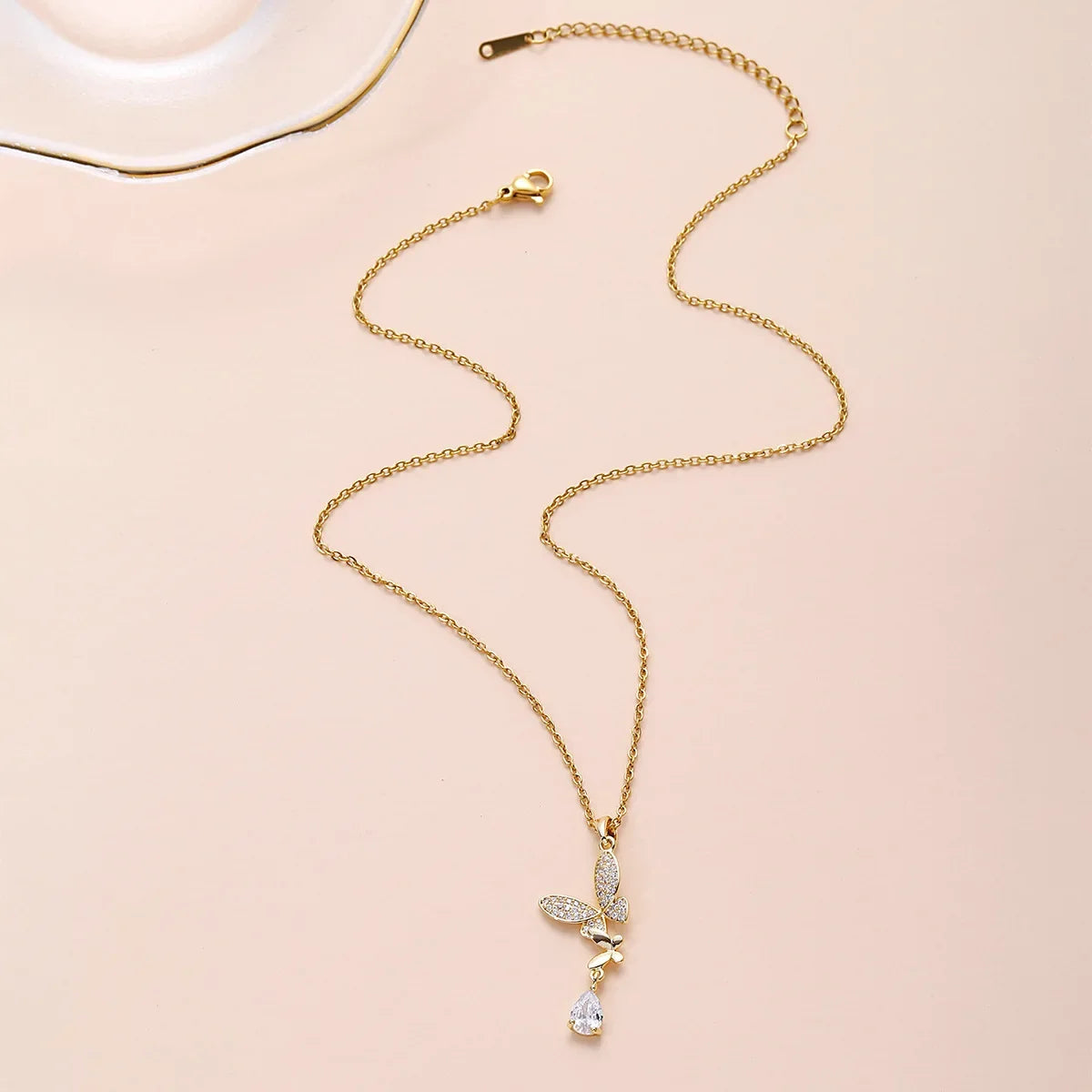 Clover Butterfly Zircon Pendant Necklace